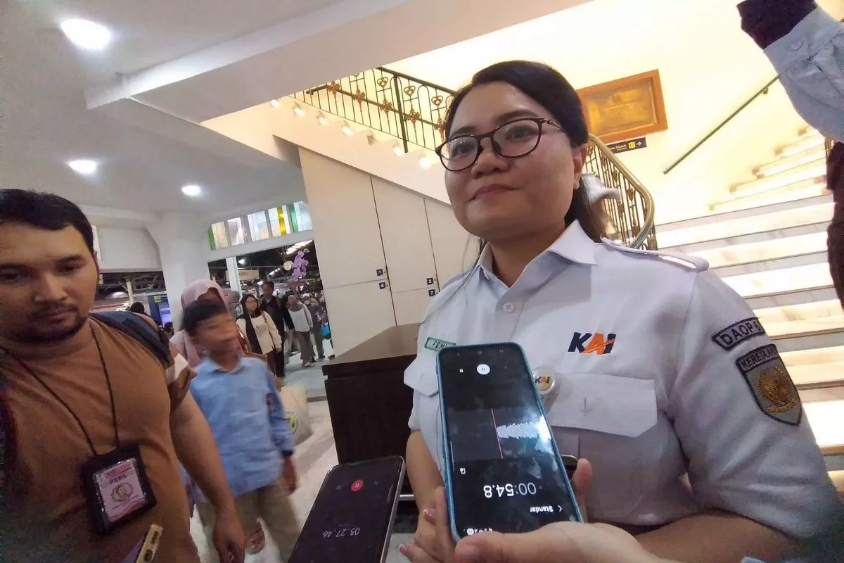 KAI Daop 6 Layani 126 Ribu Penumpang WNA Sepanjang Semester I 2026