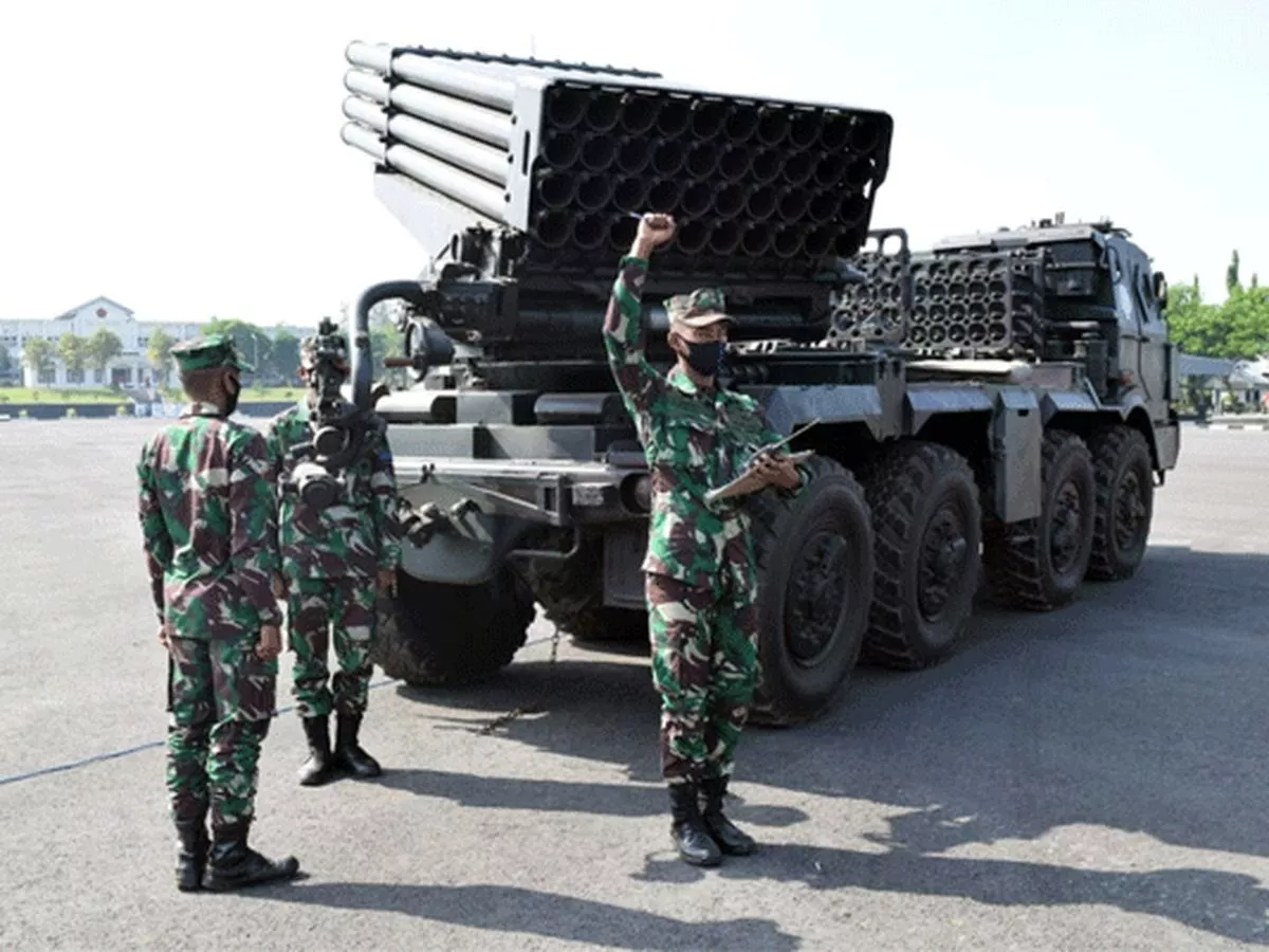Korps Marinir Kerahkan Peluncur Roket MLRS Vampire pada Ajang SGS 2026
