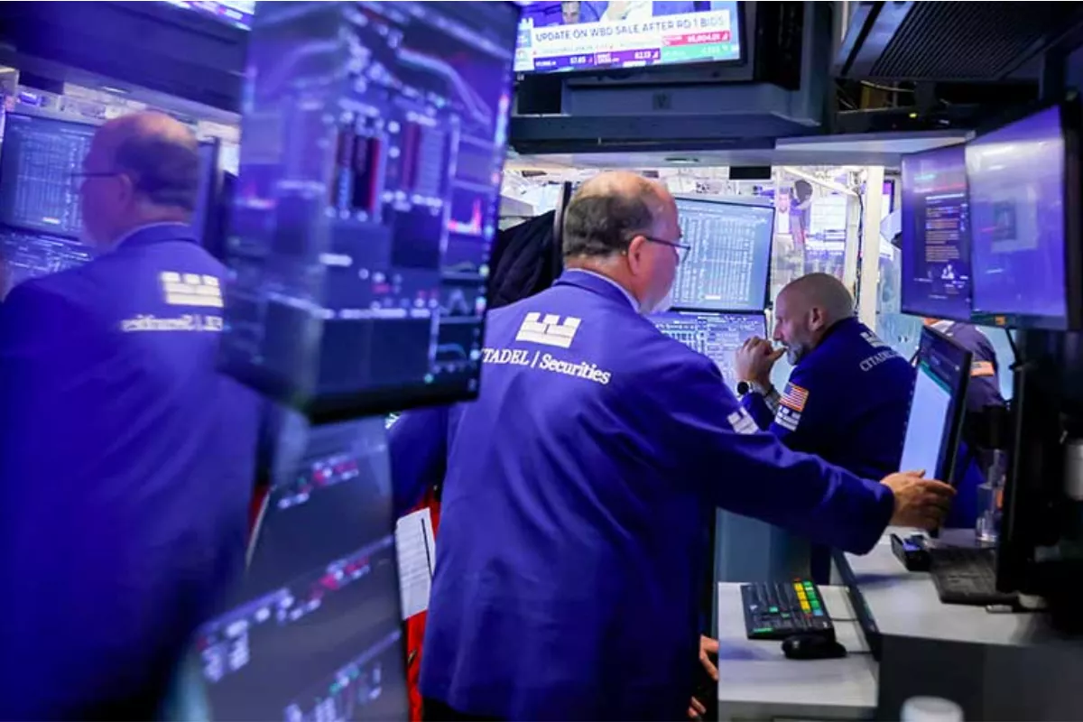 Futures Saham AS Melemah Imbas Ancaman Serangan Baru ke Iran
