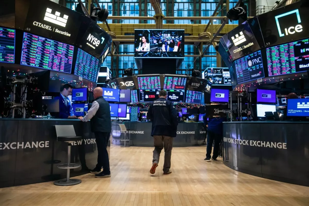 Wall Street Menguat Senin 3 Agustus Dow Jones Rekor Tertinggi