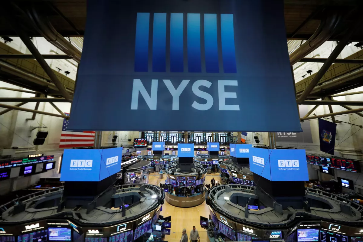Saham Teknologi Tertekan, Wall Street Ditutup Beragam pada Kamis