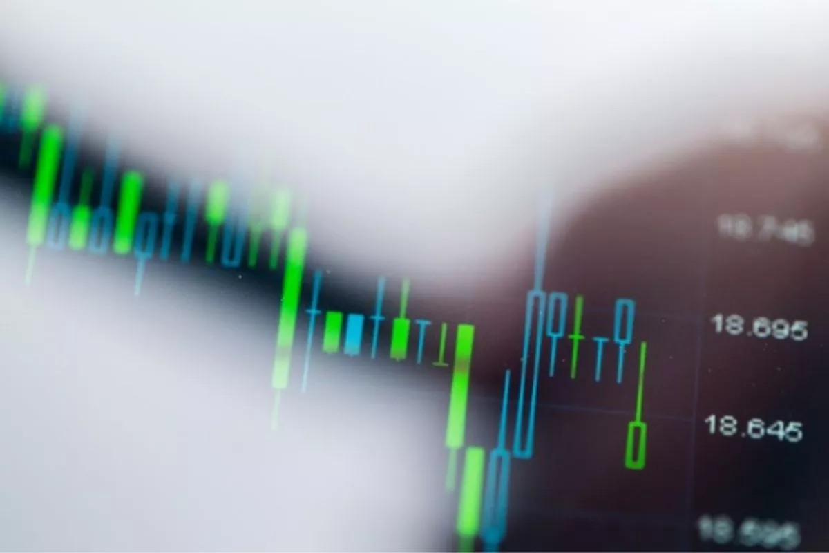 Manfaat Penting Melirik Saham Dividen Saat IHSG Sedang Fluktuatif