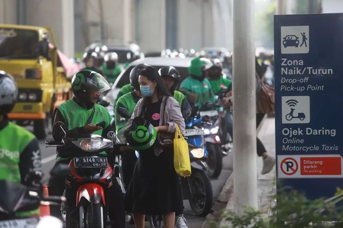 Mengapa Potongan Aplikasi 8% Belum Mampu Naikkan Pendapatan Ojol?