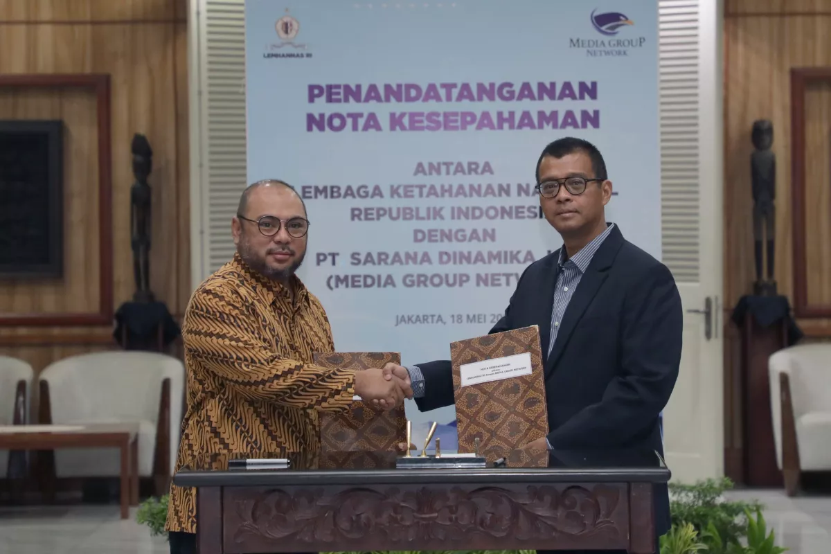 PTBA dan Pertamina NRE Sinergi Kembangkan PLTS Berbasis EBT