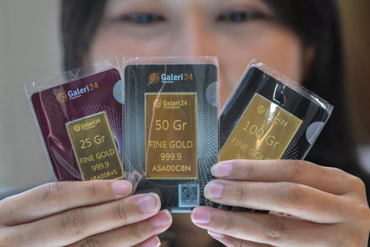 Harga Emas Antam Melesat Tajam, Naik Rp 80.000 per Gram