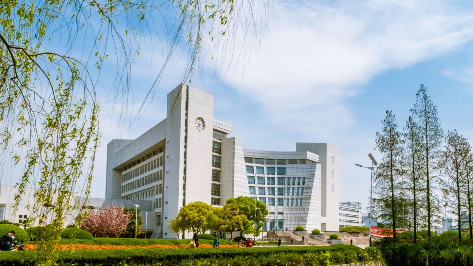 Shanghai University: Komunikasi Krisis Harus Transparan dan Nyata