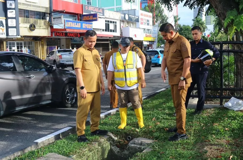 Dialokasikan Rp100 Miliar Lebih, Pemko Pekanbaru Segera Benahi Drainase Atasi Banjir 