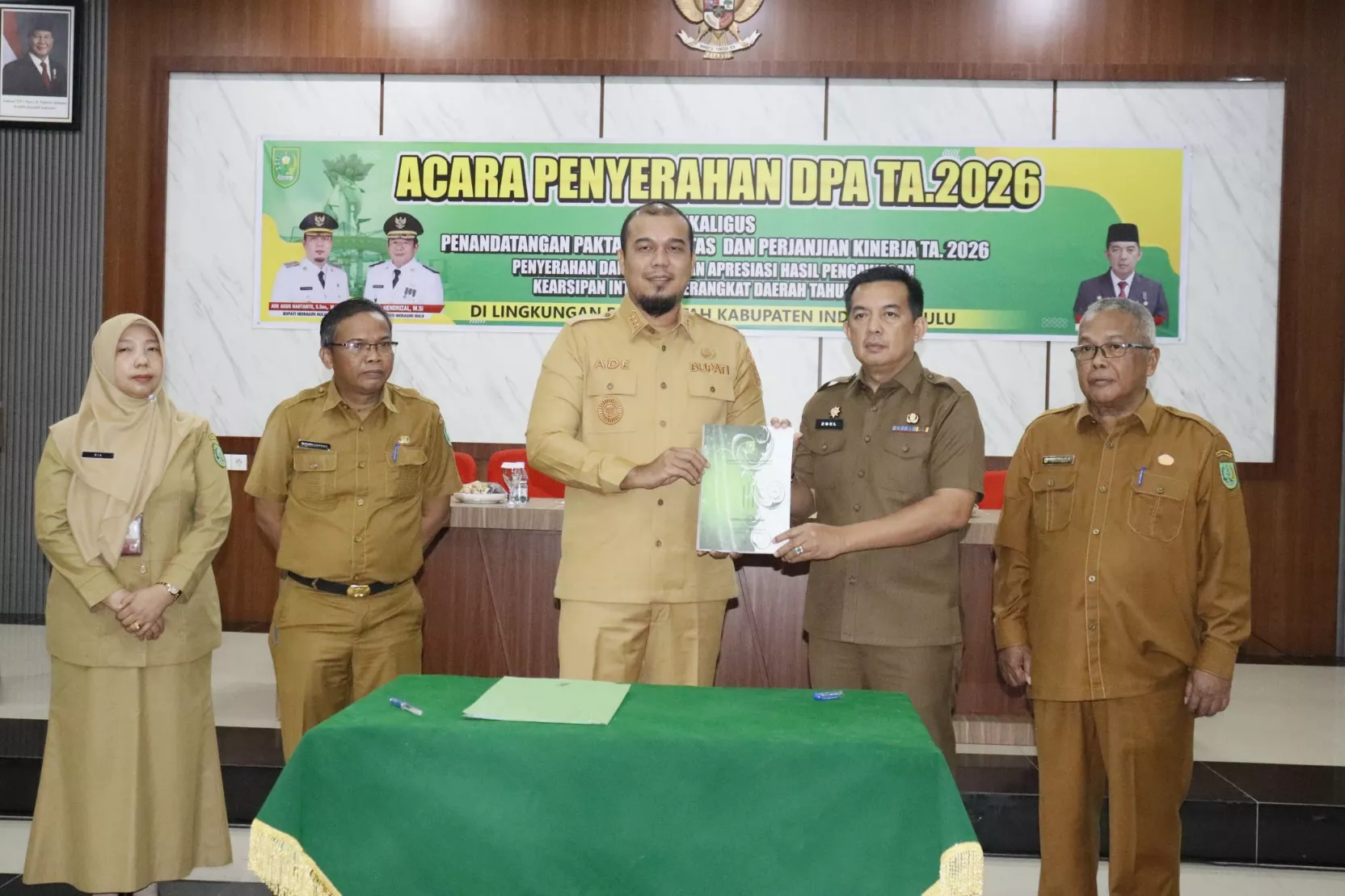Bupati Inhu Serahkan DPA TA 2026, Tanda Dimulainya Pelaksanaan Program dan Kegiatan