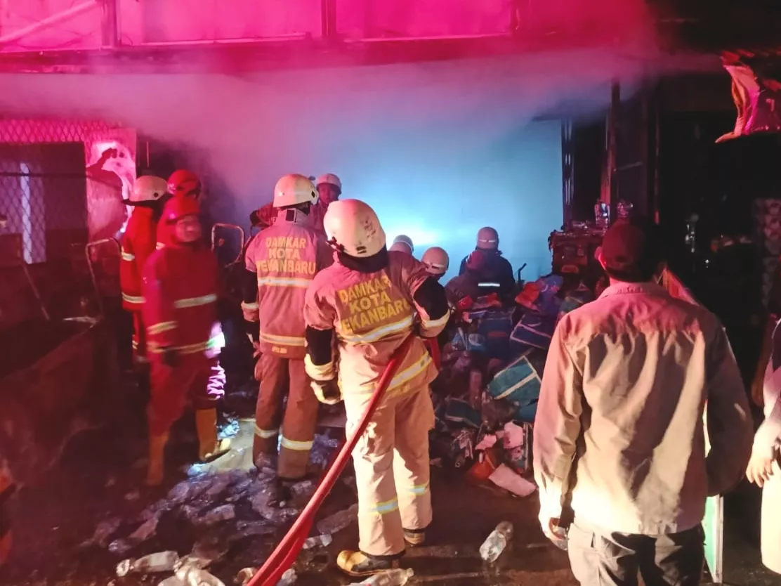 Kios di Bukit Raya Pekanbaru Terbakar, Satu Orang Tewas