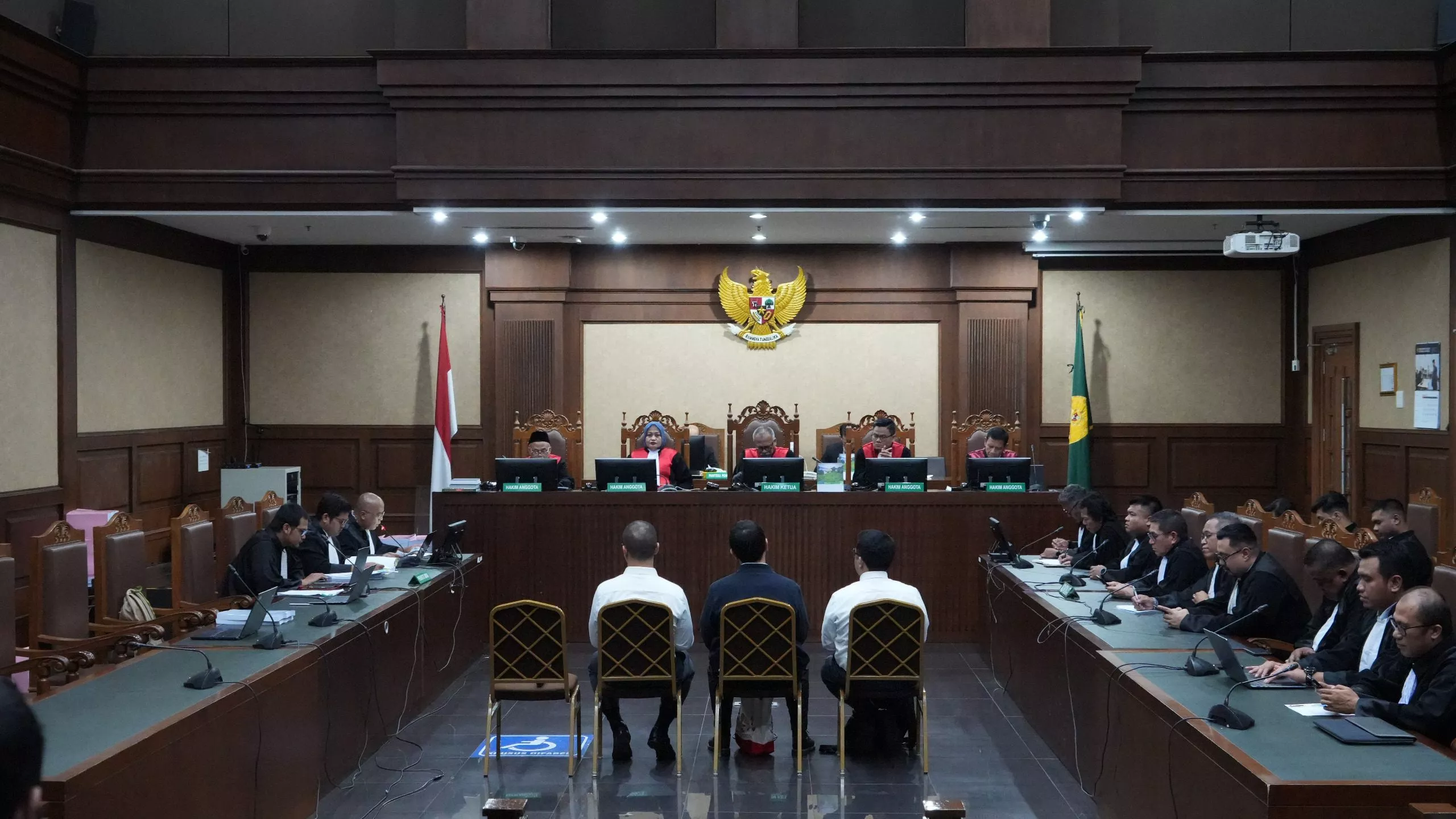 9 Terdakwa Korupsi Tata Kelola Minyak Mentah Pertamina Dituntut Berbeda, Terberat 18 Tahun Penjara