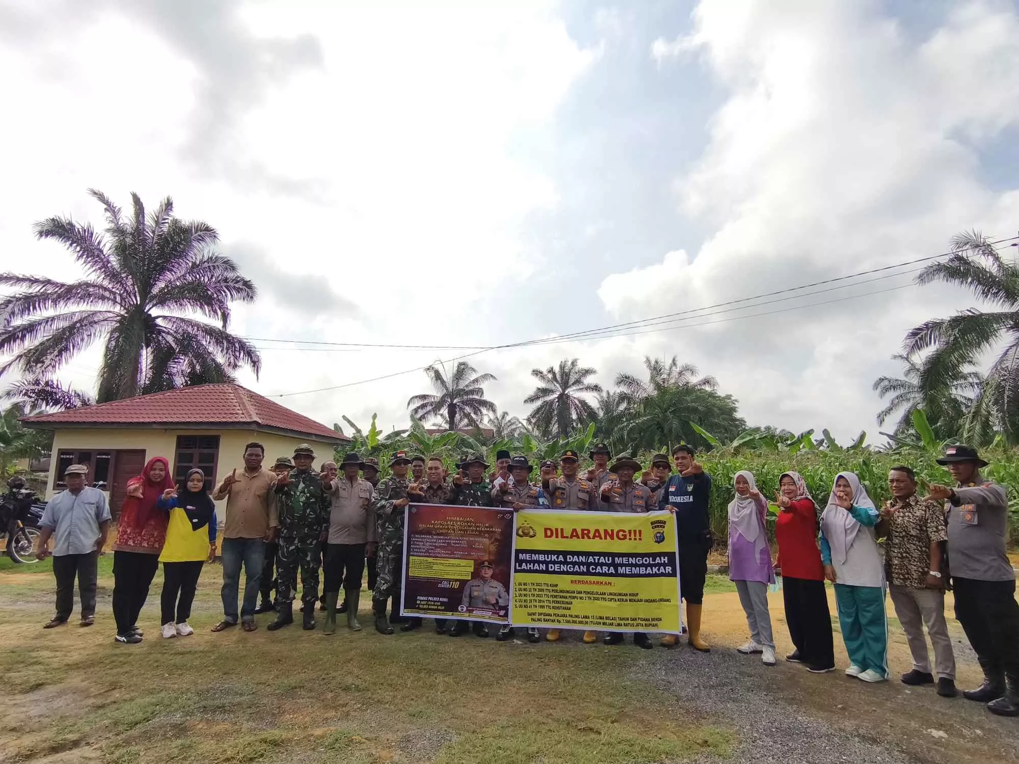 Kapolsek, Camat dan Danramil Bangko Pusako Sepakat Larang Bakar Lahan