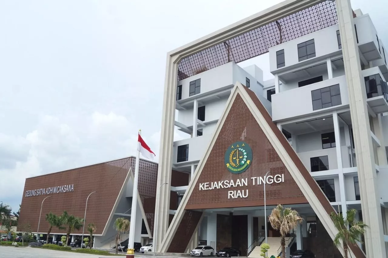 Jaksa Agung Rotasi 54 Pejabat, Koordinator dan Asintel Kejati Riau Bergeser