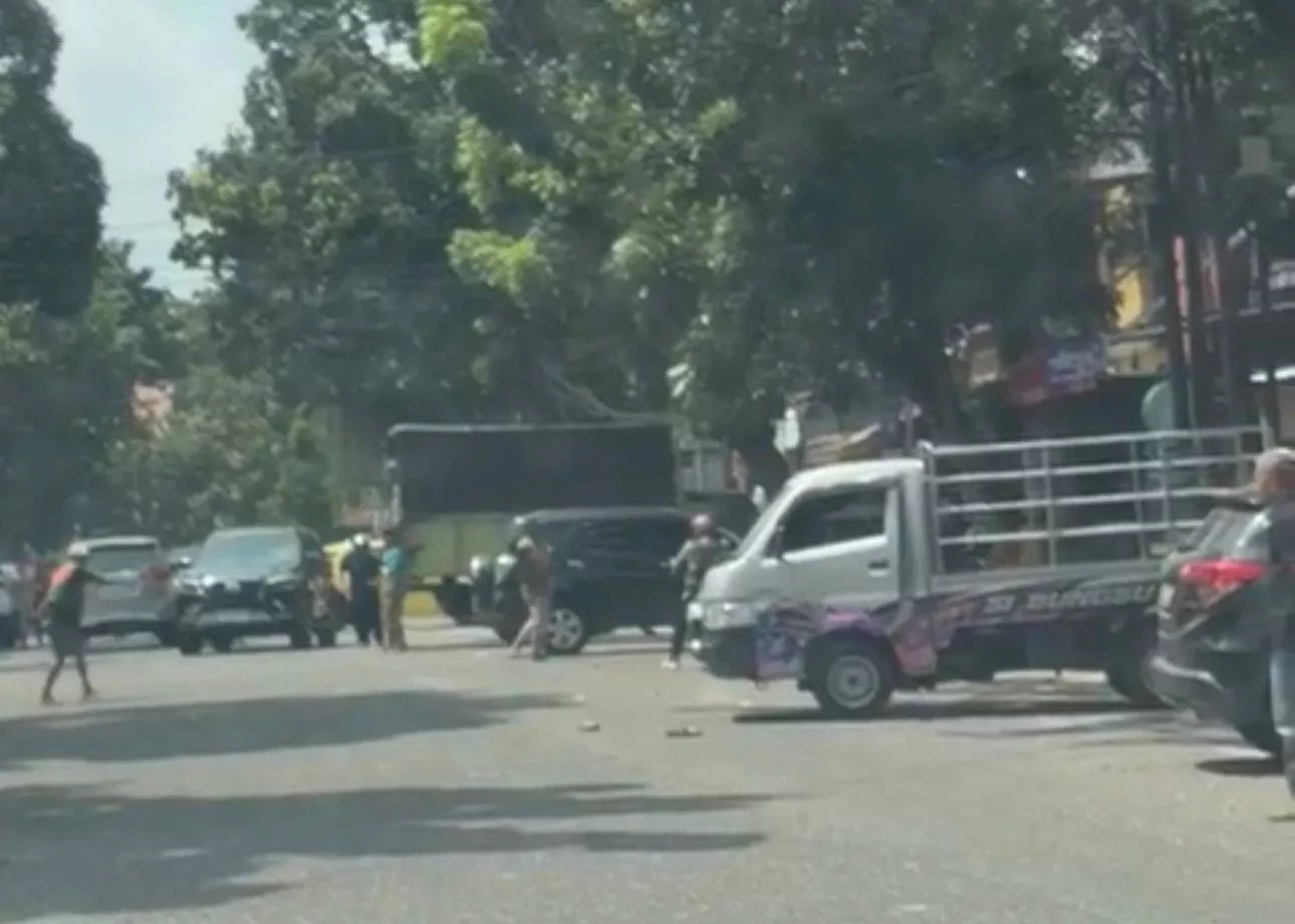 Pengemudi Bacok Juru Parkir di Pekanbaru karena Tak Terima Ditegur Salah Parkir