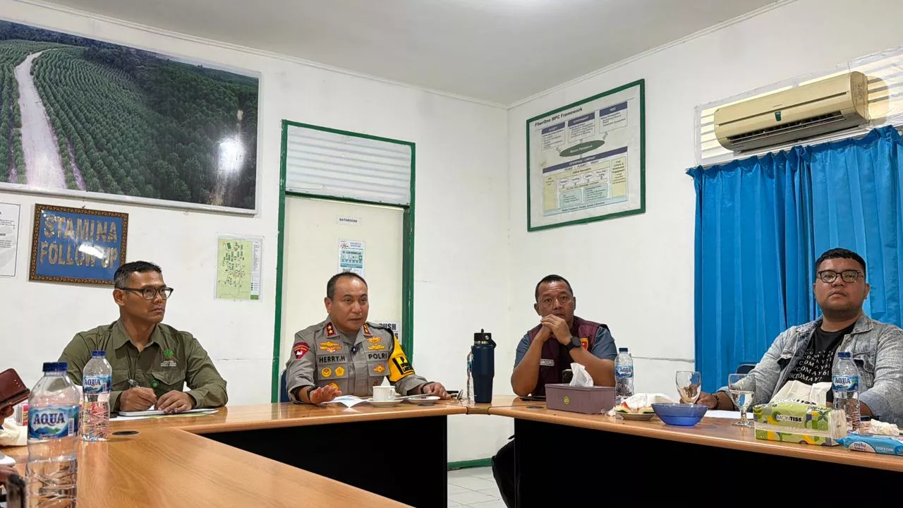Rapat di Camp RAPP, Kapolda Riau Pimpin Pengusutan Gajah Sumatera Dibunuh