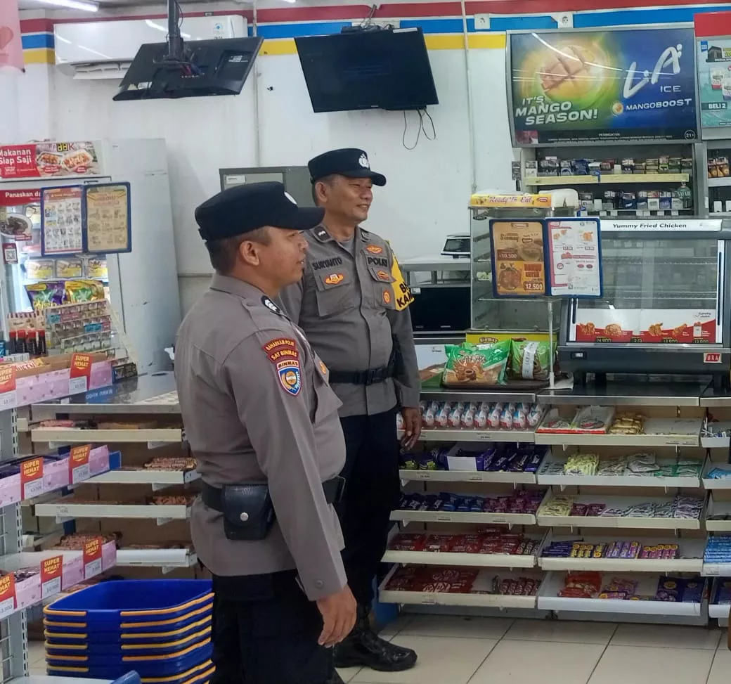 Polsek Bangko Pusako Gelar KRYD, Sasar Bank hingga Warkop Antisipasi Premanisme