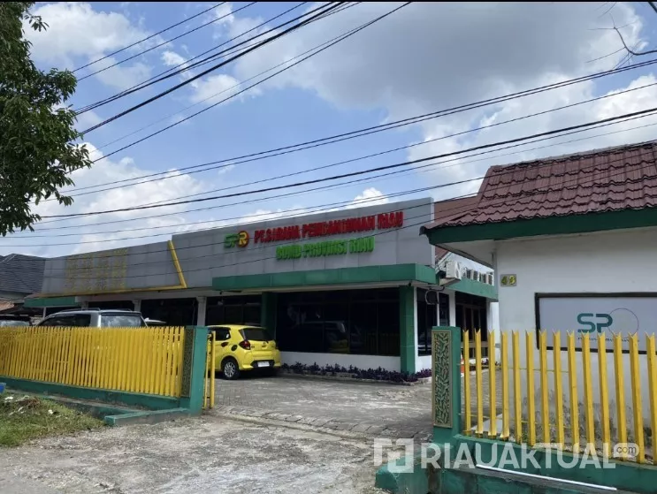 Dokumen Keputusan Pemegang Saham Dirampas Direksi, RUPSLB PT SPR Diskors