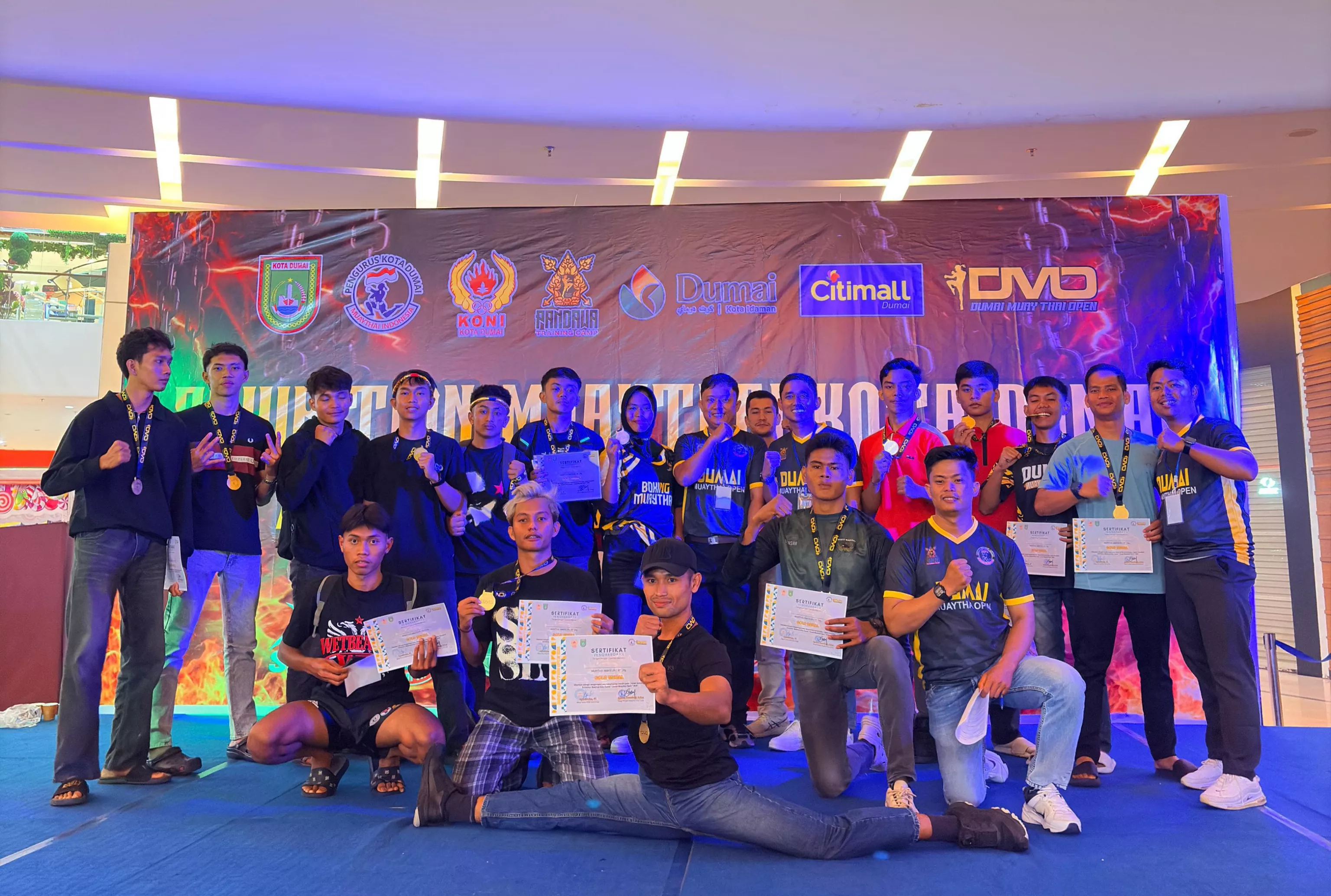 Dua Personel Brimob Riau Juarai Dumai Muaythai Open 2026
