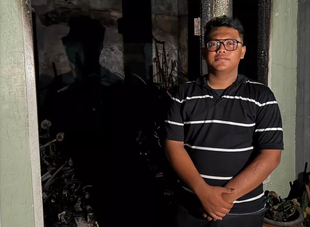 Rumah Hangus Terbakar, Mahasiswa Keperawatan UNRI Ini Pilih Bangkit dan Kejar Mimpi