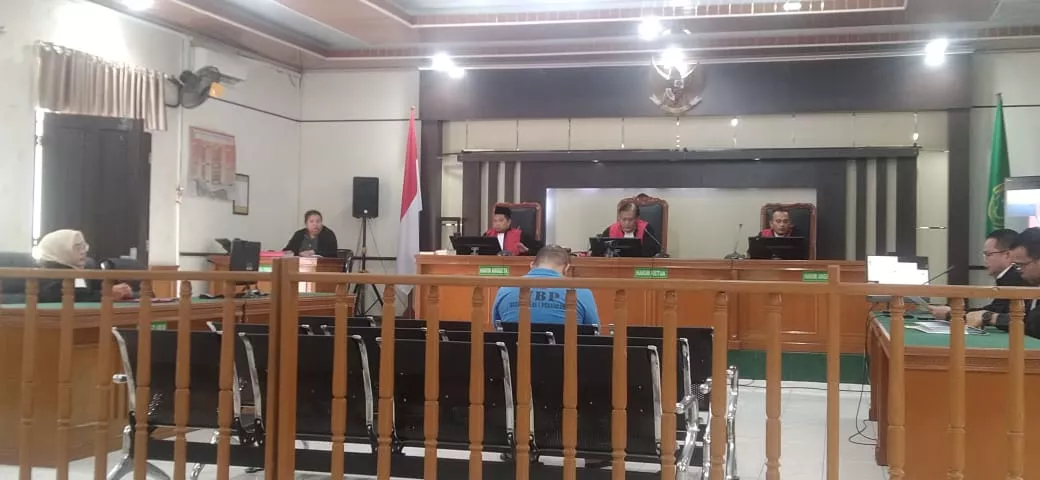 Mantan Manajer D’Poin KTV Divonis 7 Tahun 5 Bulan Penjara atas Kepemilikan 1.005 Pil Ekstasi