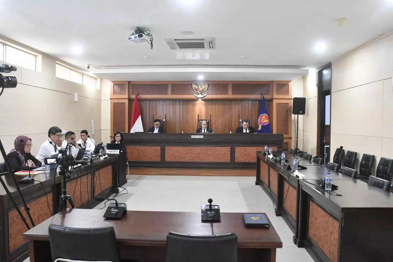 KPPU Jatuhkan Denda Rp6,7 Miliar atas Perkara Hambatan Usaha PT Laboratorium Medio Pratama