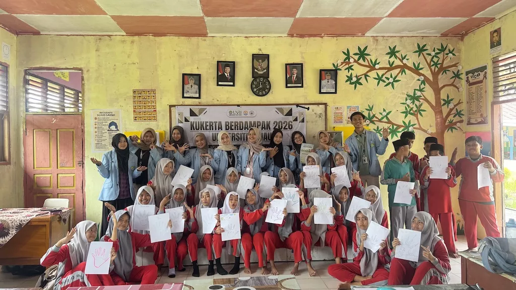 Mahasiswa Kukerta FMIPA Unri Edukasi PHBS Cegah Stunting di MTSN 03 Siak