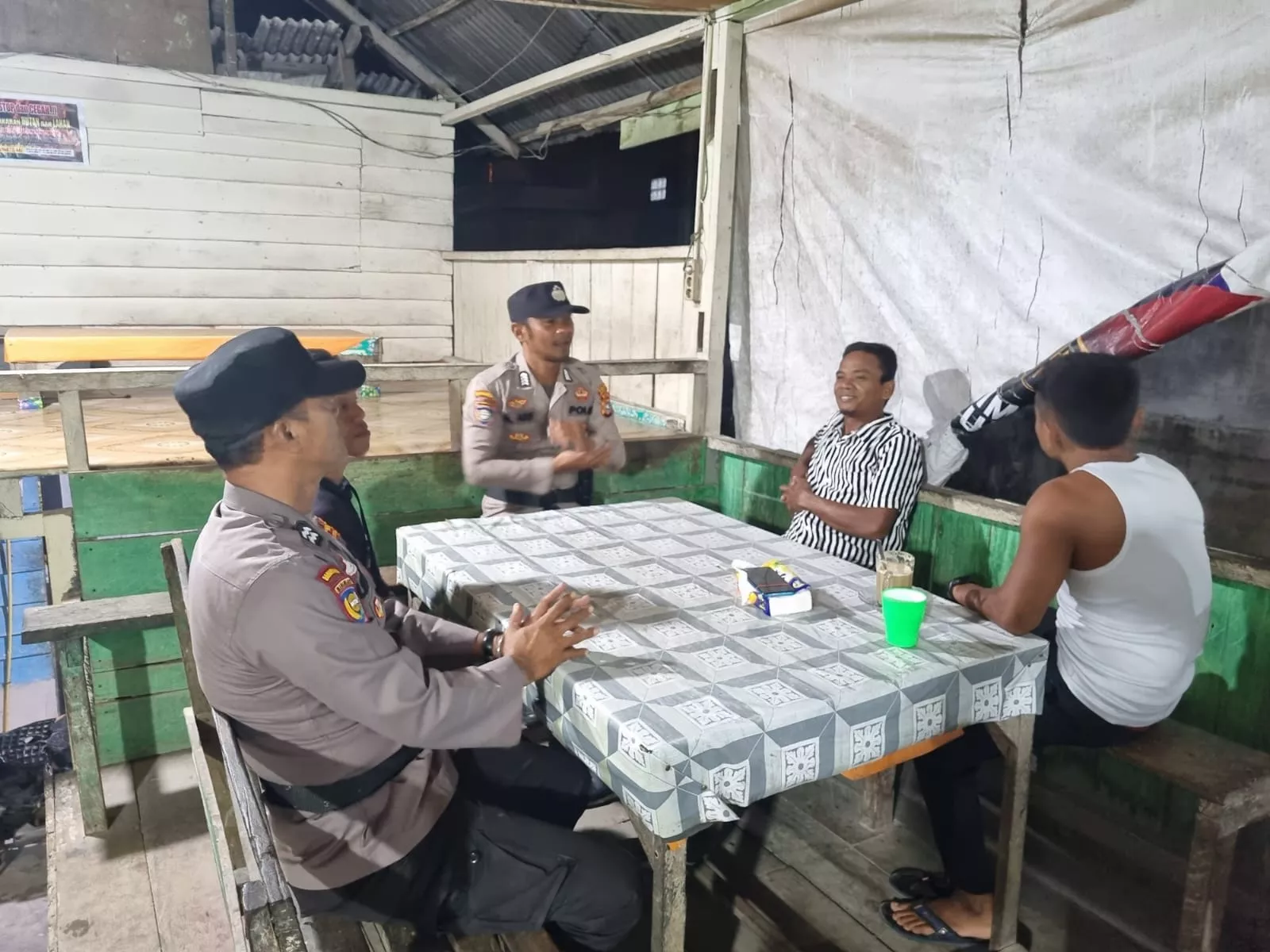 Jaga Situasi Tetap Kondusif, Polsek Bangko Pusako Gencarkan Sosialisasi Satkamling