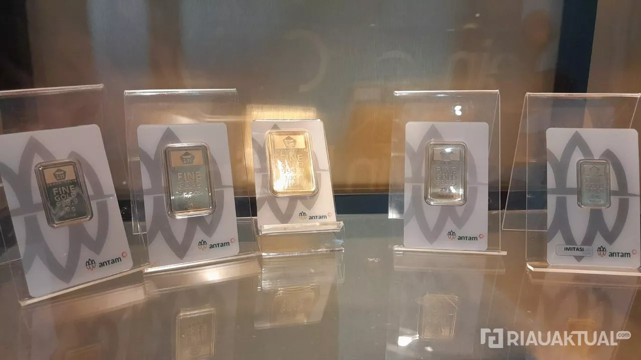 Akhir Januari, Harga Emas Antam Turun hingga Ratusan Ribu