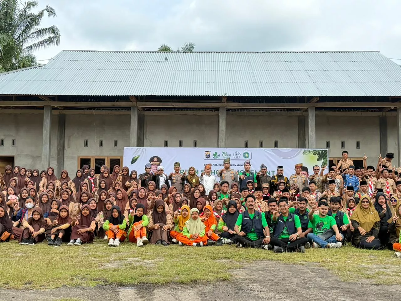 Persatuan Hijau Riau Luncurkan Green School Movement di Kampar, Wujud Nyata Green Policing Polda Riau