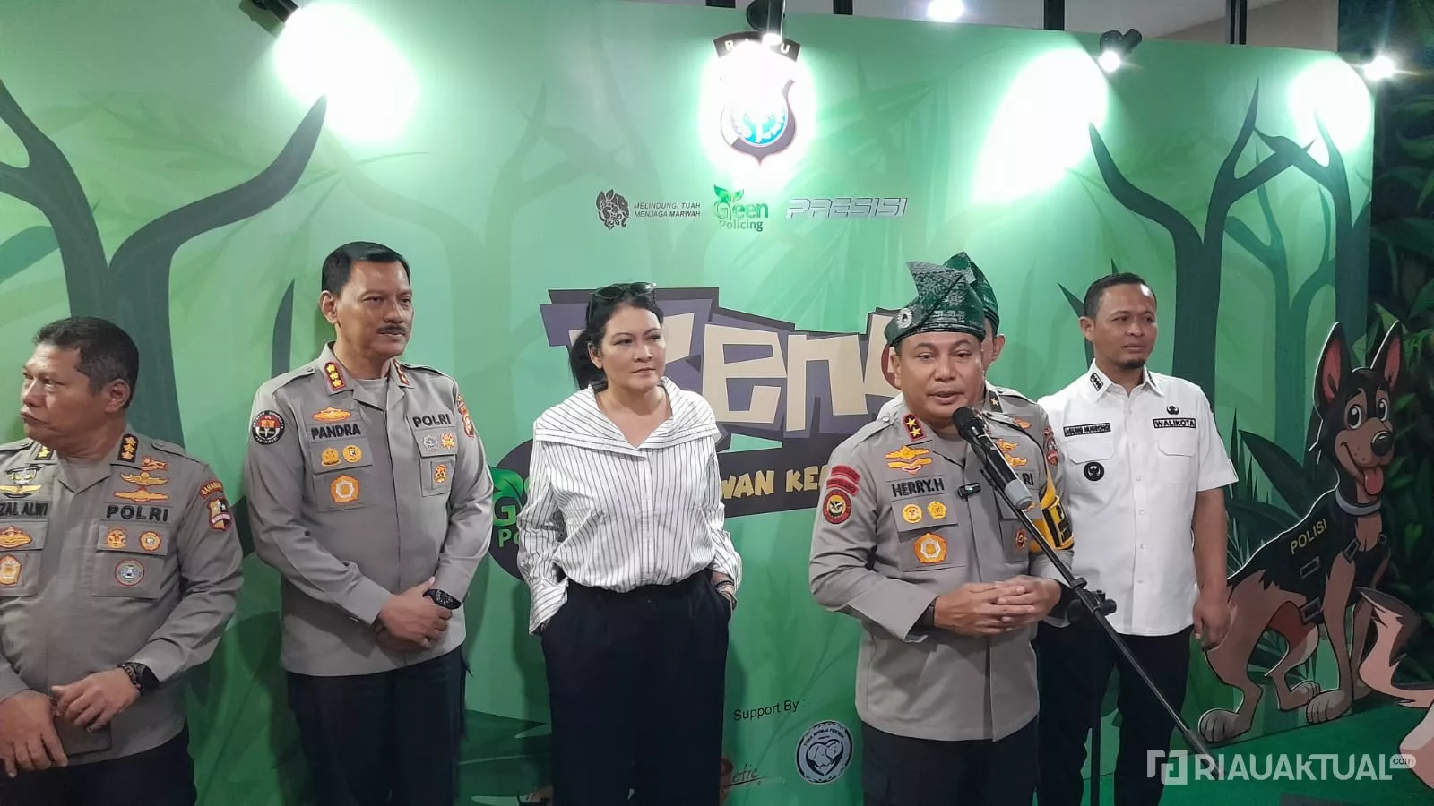 Jejak Abadi Reno K9, Anjing Pelacak Pertama di Indonesia yang Dianugerahi Medali Kapolri