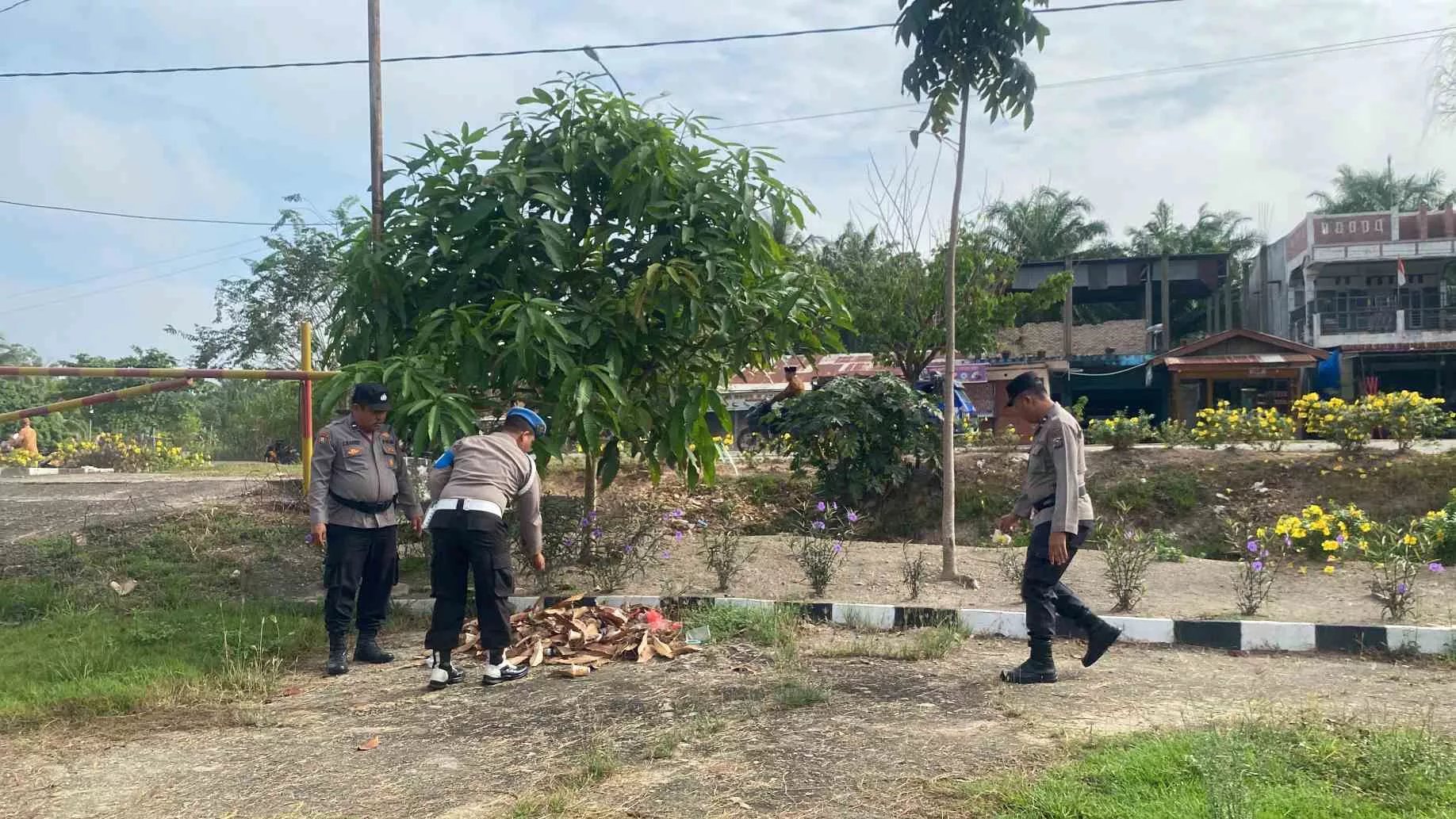 Dukung Program Presiden, Polsek Bangko Pusako Gelar Gerakan Korvey di Mako