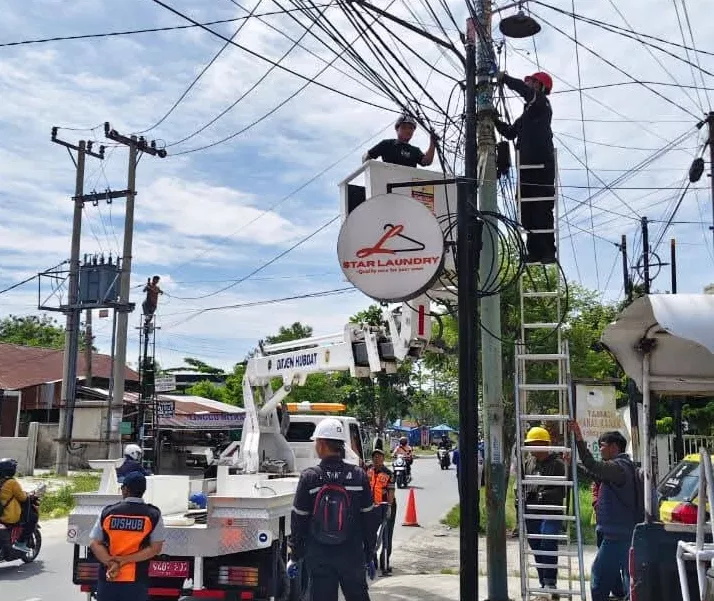 Bertahap, Seluruh Kabel FO di Pekanbaru Bakal Dipindahkan ke Bawah Tanah