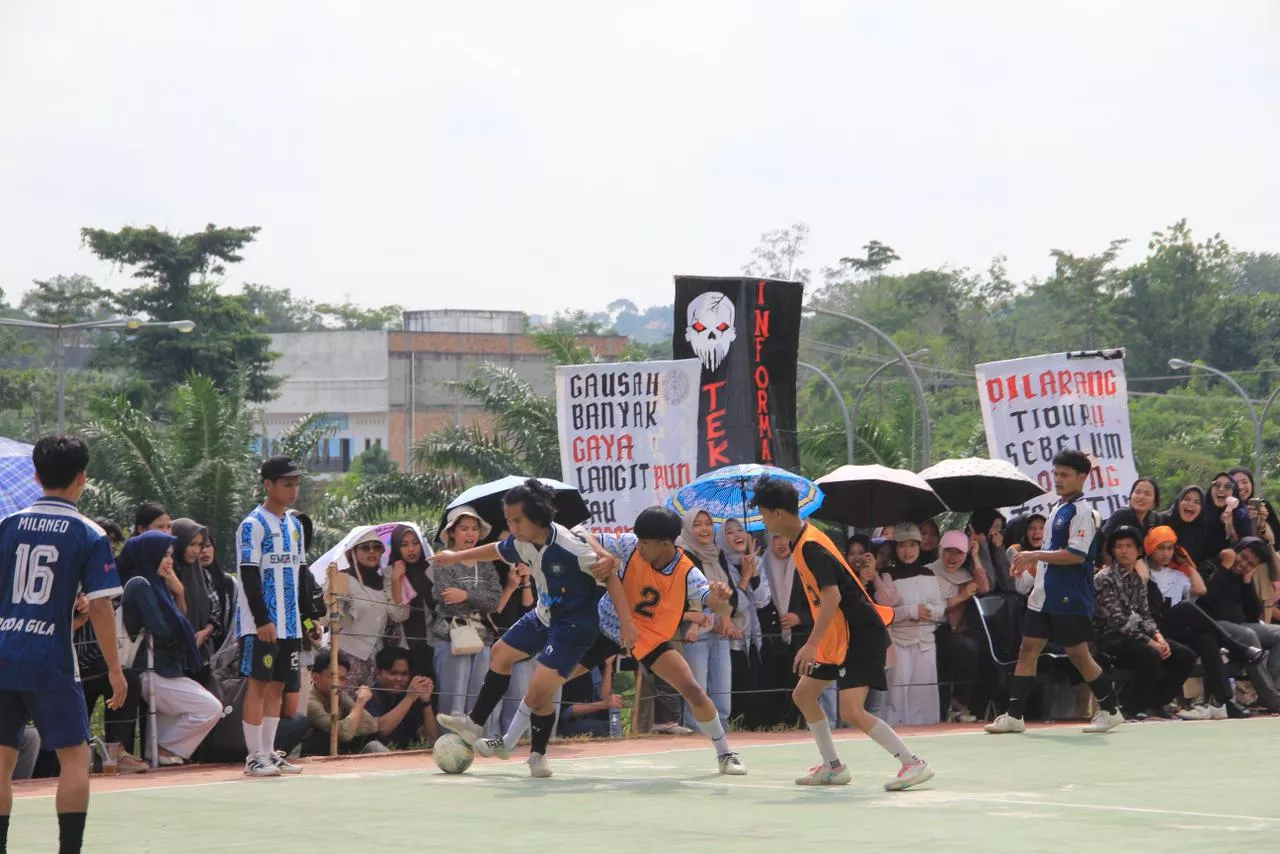 Isi Masa Tenang Jelang UAS, Mahasiswa Politeknik Kampar Unjuk Bakat Lewat Ajang Kompetisi