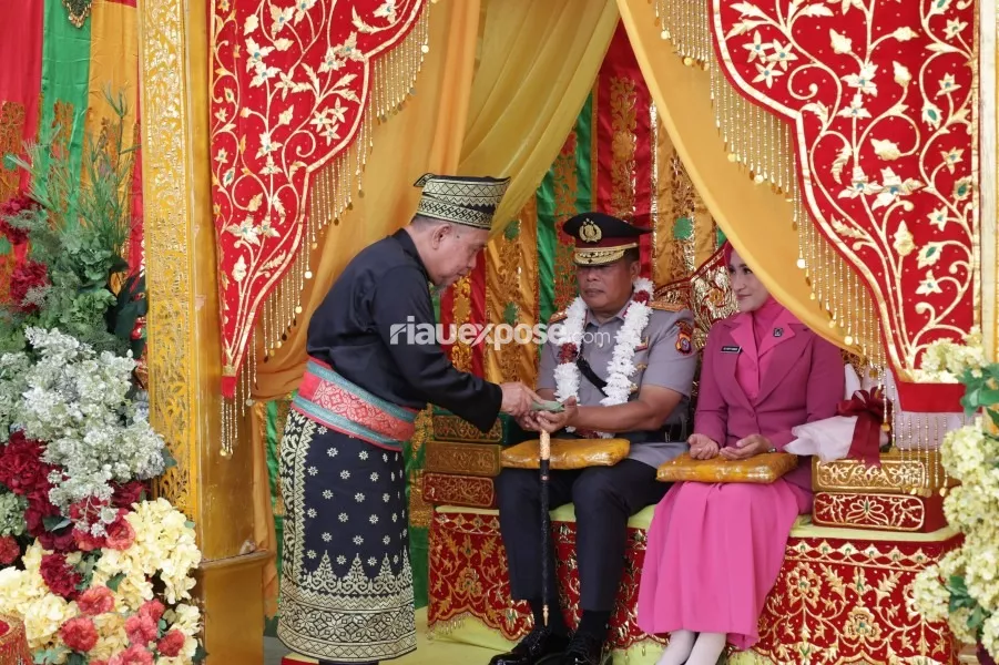 Dari Tepuk Tepung Tawar ke Amanah Besar, Langkah Irjen Arman di Riau Dimulai