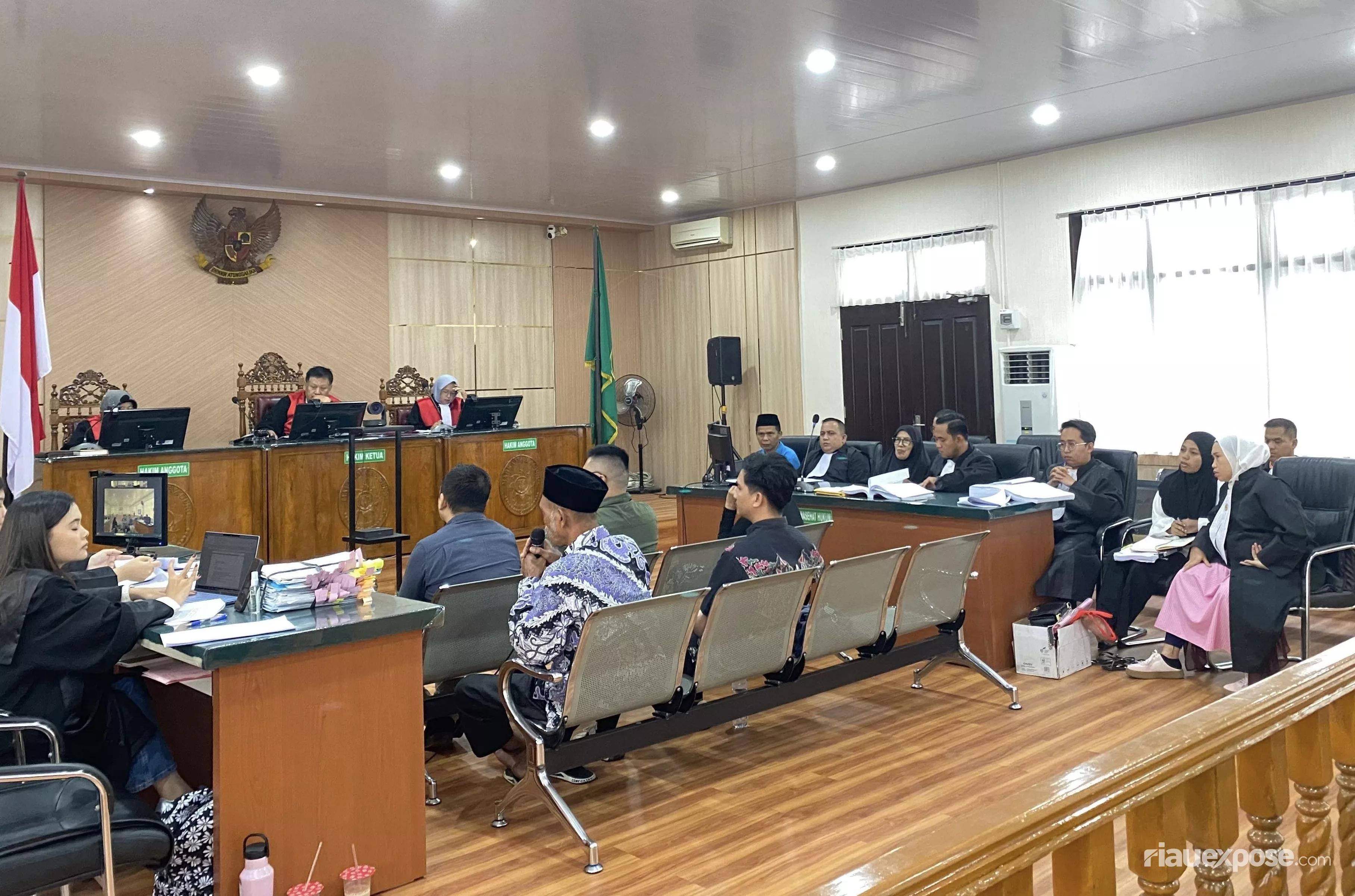Saksi Cabut BAP, Sidang Korupsi Pupuk Subsidi Pelalawan Memanas