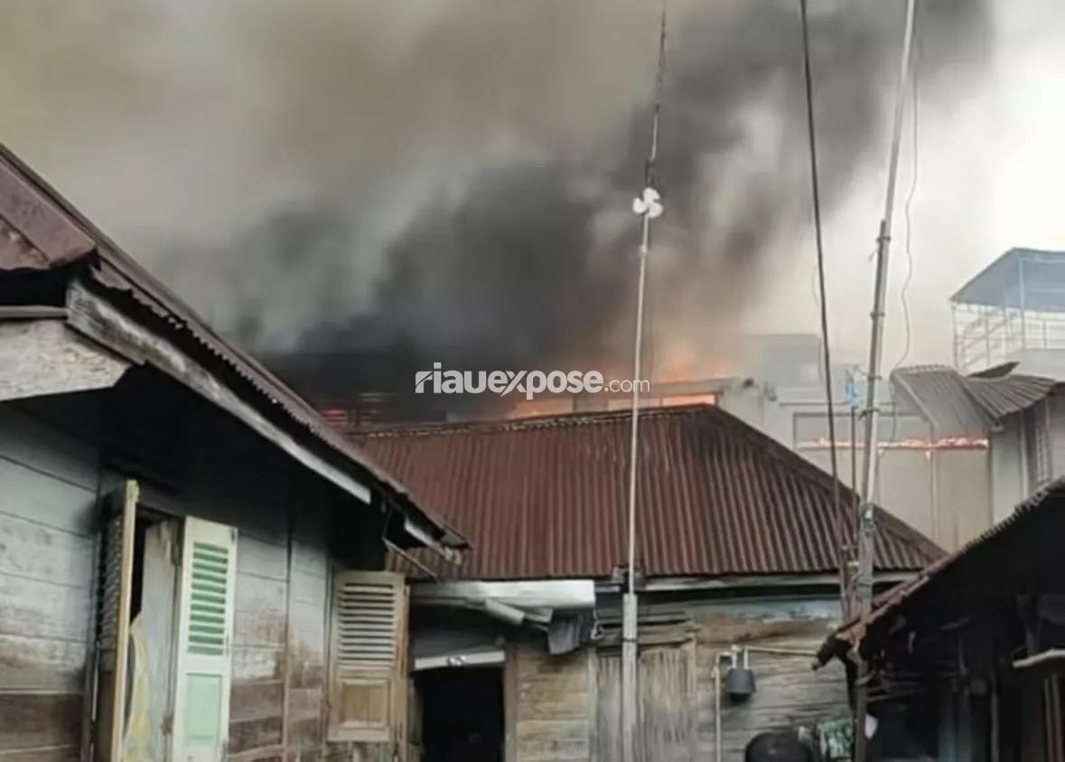 Kebakaran Jalan Nilam Pekanbaru, 12 KK Kehilangan Tempat Tinggal