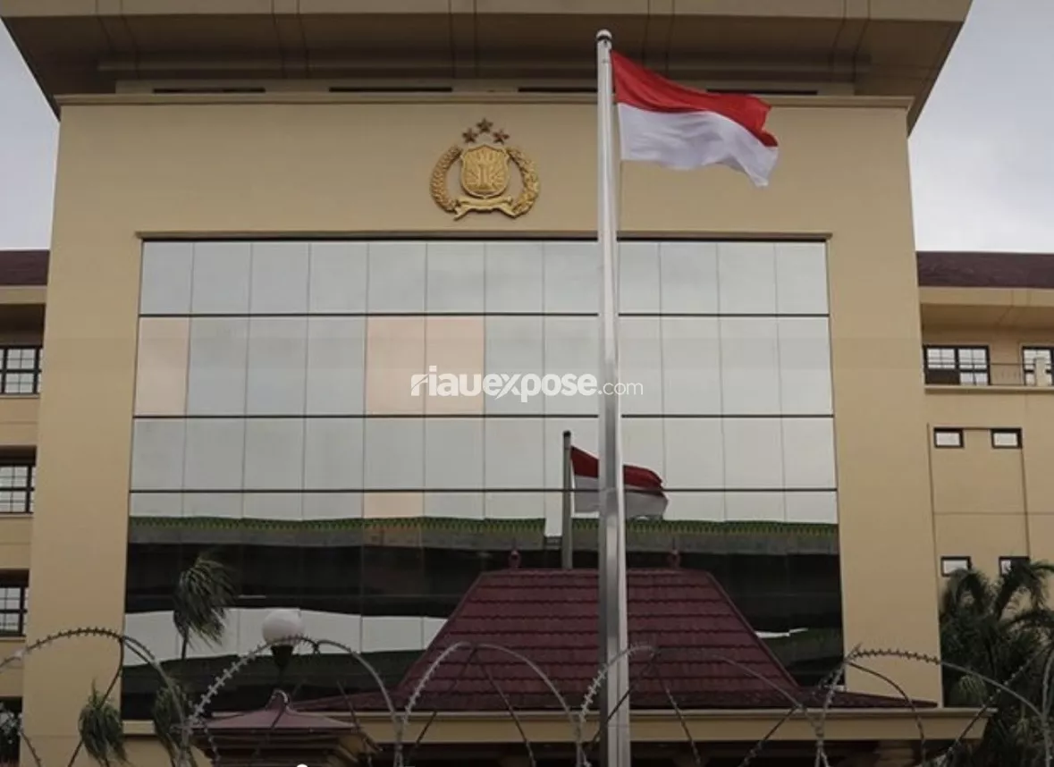 Kapolri Suyudi Mutasi 19 Kapolda, Arman Achdiat Jadi Kapolda Riau