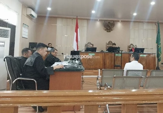 Zulkarnain Seret Nama Dedi Handoko di Kasus Suap Kuansing