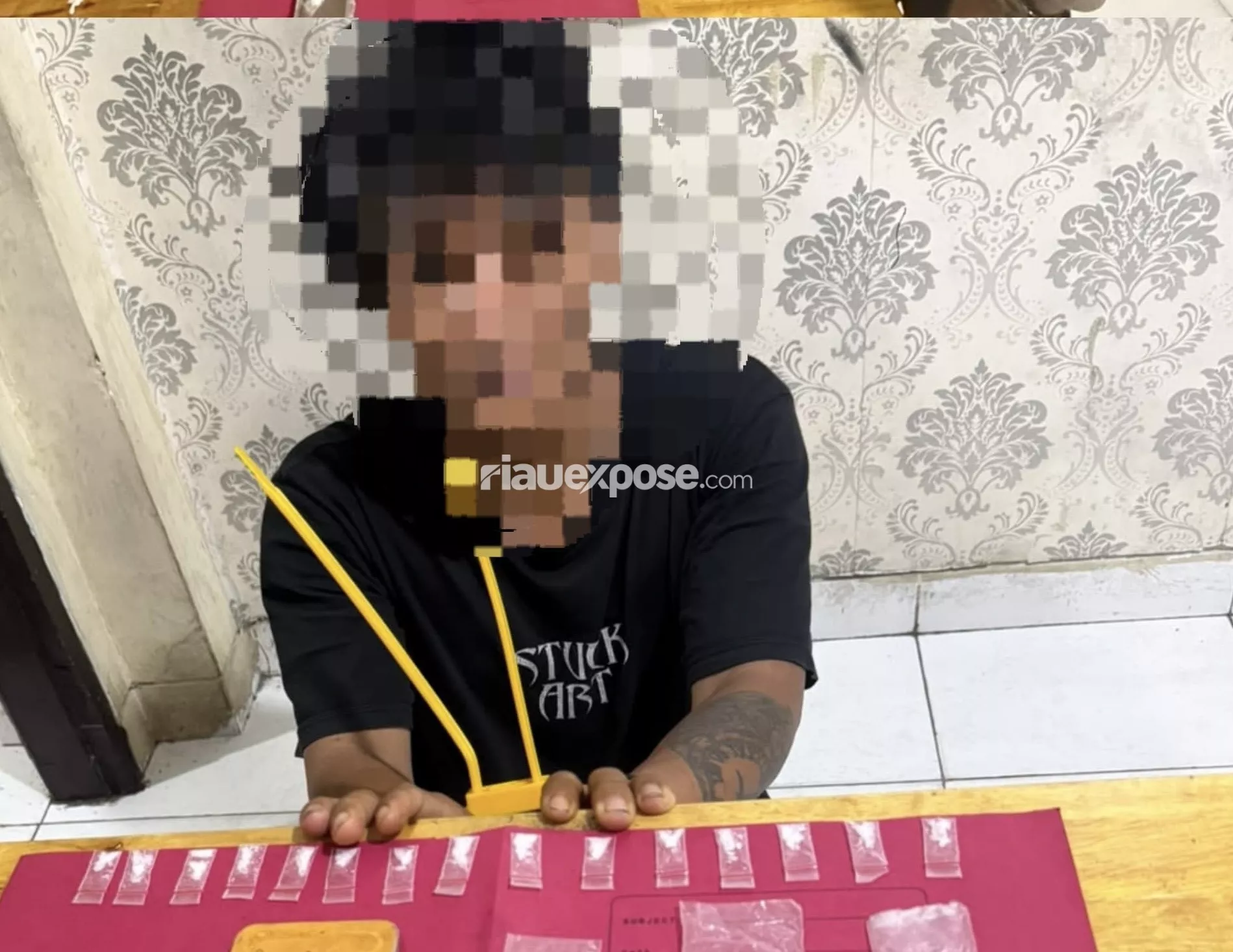 Sat Narkoba Polres Siak Ringkus Dua Pria  Kandis, 17 Paket Sabu Disita