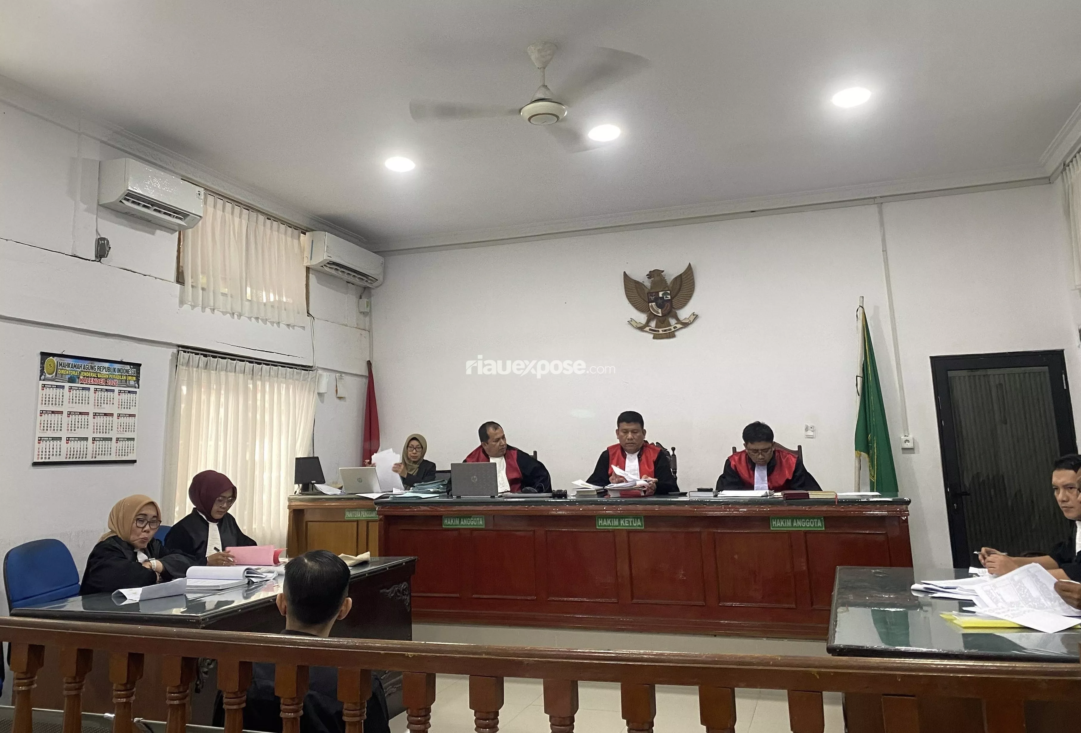 Pengacara Pekanbaru Jadi Terdakwa Penelantaran Anak, Ini Keterangannya