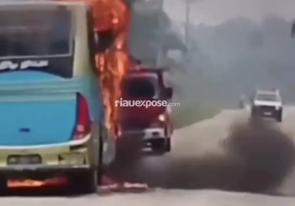 Bus Sekolah PT Inecda Terbakar di Inhu, Nyaris Jemput Pelajar