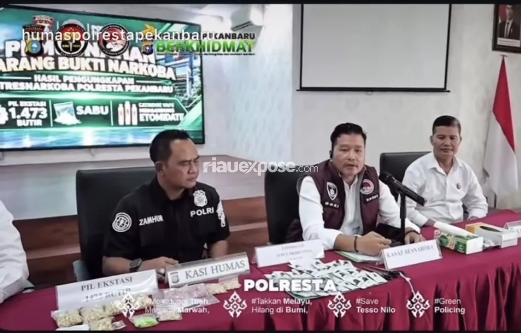     473 Pil Ekstasi dan 31 Cartridge Vape Dimusnahkan Polresta Pekanbaru
