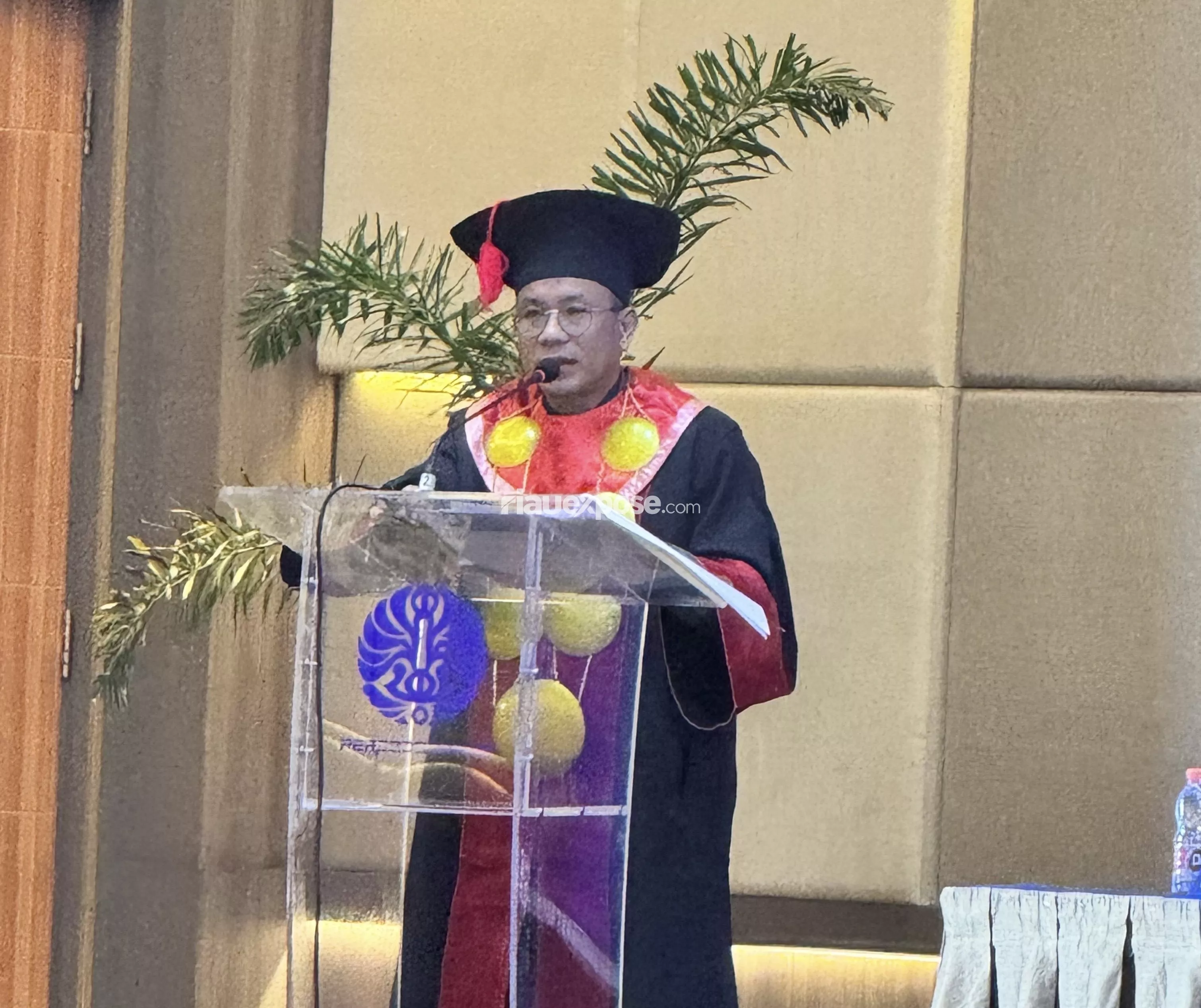 Dekan FH UPBI Ungkap Perjuangan 127 Wisudawan: Kuliah Sambil Bekerja, Nyaris Menyerah, Kini Berdiri dengan Toga