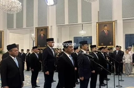 Pesan  Prabowo Lewat Reshuffle Kabinet, Ini Analisis Adi Prayitno