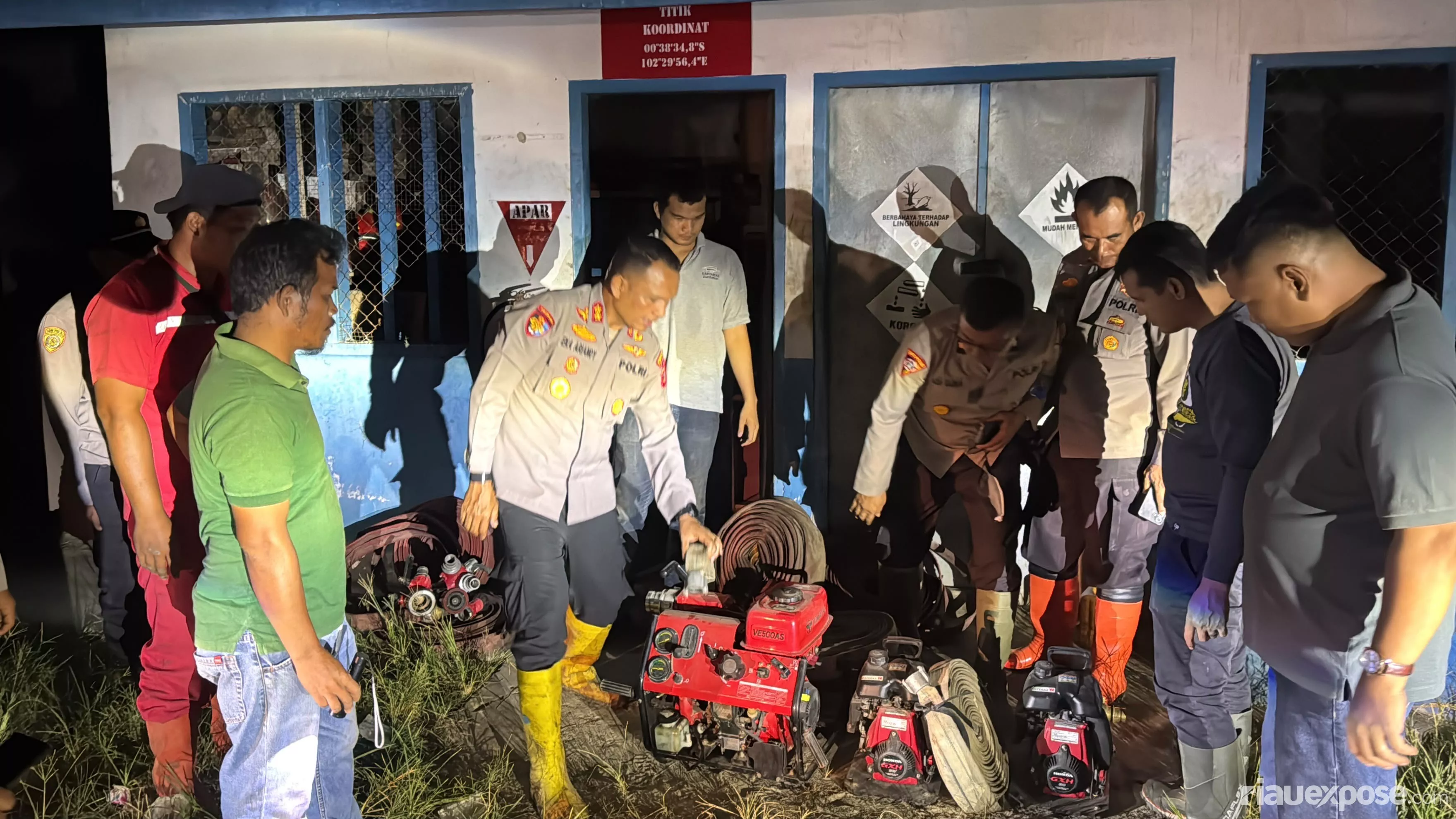 Kapolres Inhu dan Dandim Bermalam di Lokasi Tangani Karhutla