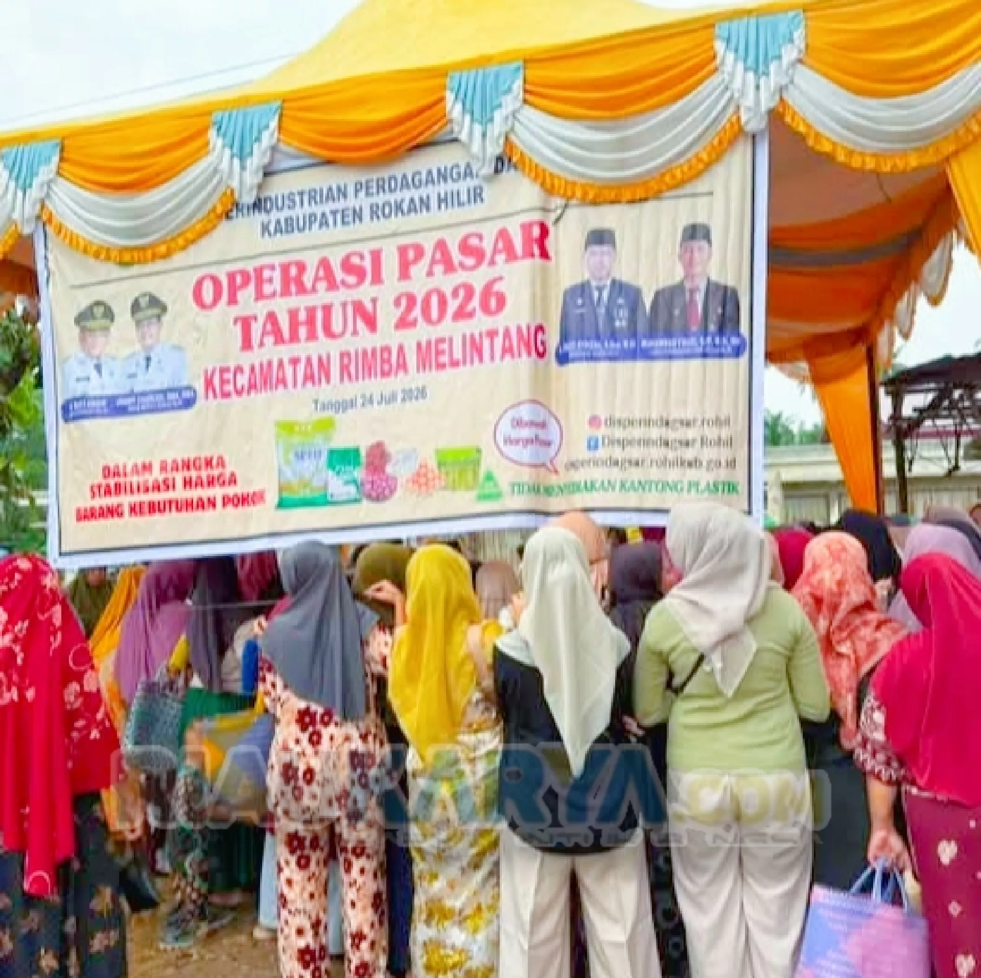 Operasi Pasar Murah Rohil di Rimba Melintang: Bantu Daya Beli Warga Tanpa Kantong Plastik