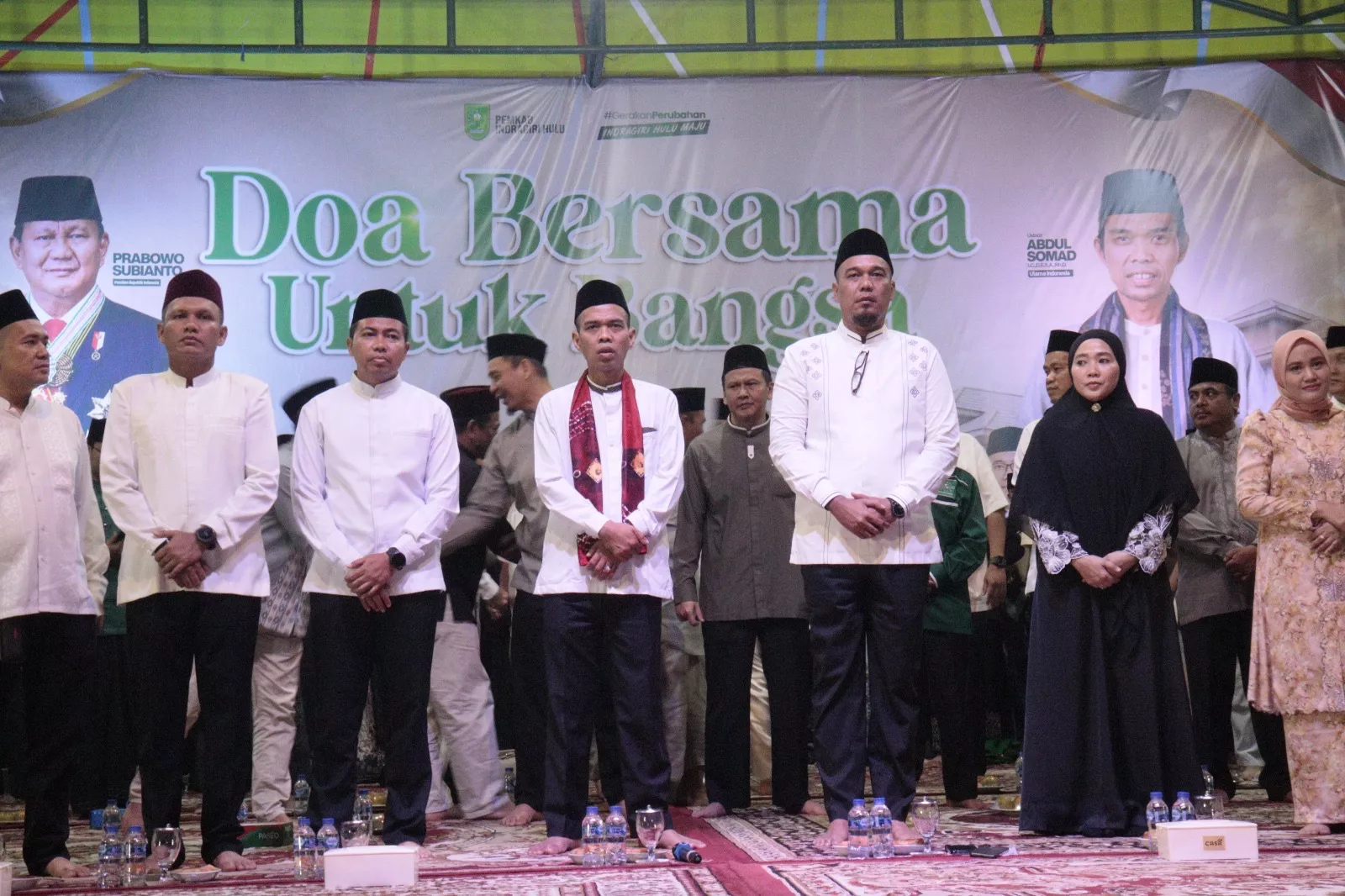 Ribuan Warga Padati RTH Rengat, UAS Pimpin Tabligh Akbar dan Doa Bersama untuk Bangsa
