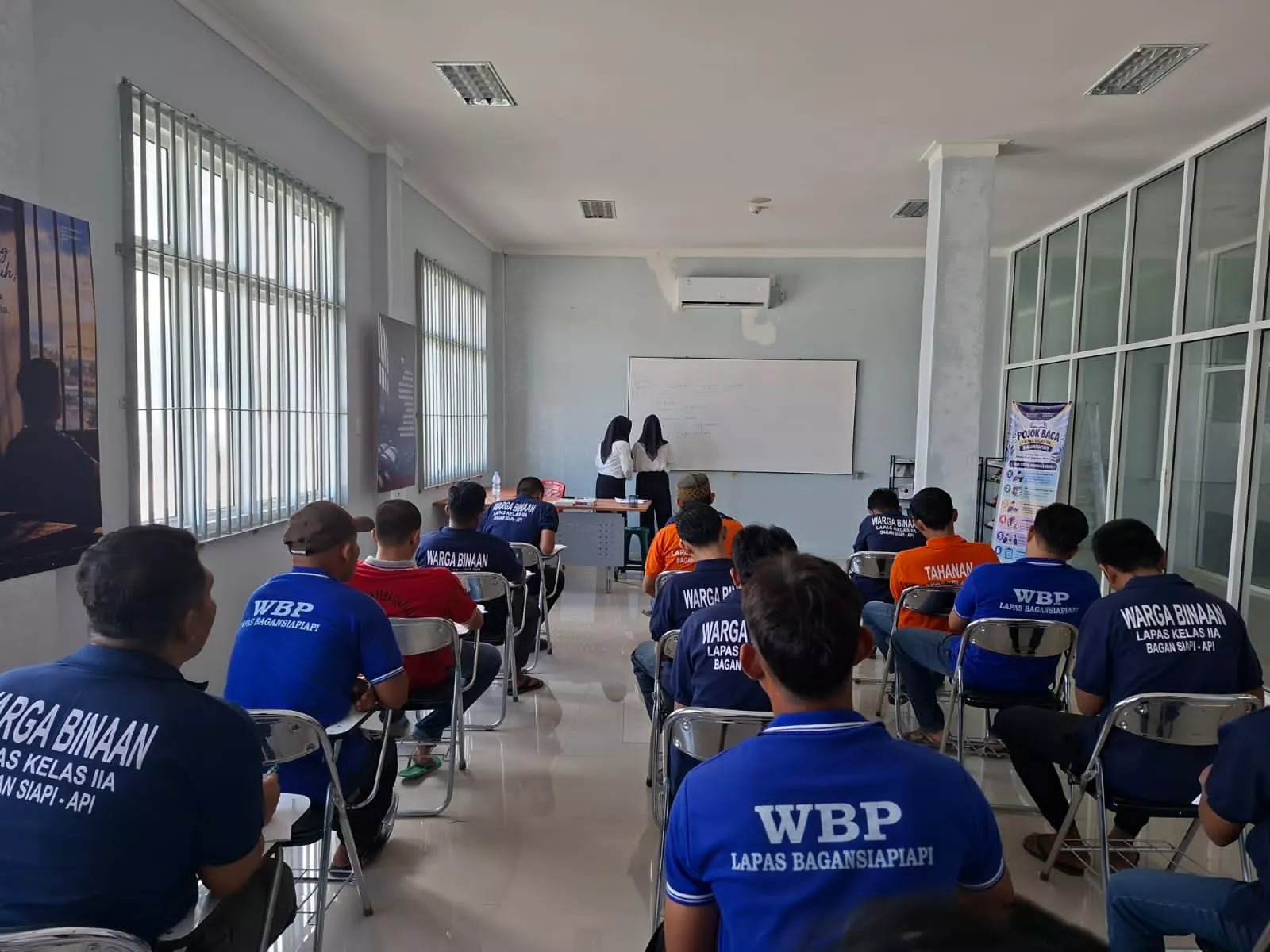 Semarak Ruang Belajar Lentera Asa: WBP Usia Produktif Lapas Bagansiapiapi Antusias Ikuti Sesi Sejarah