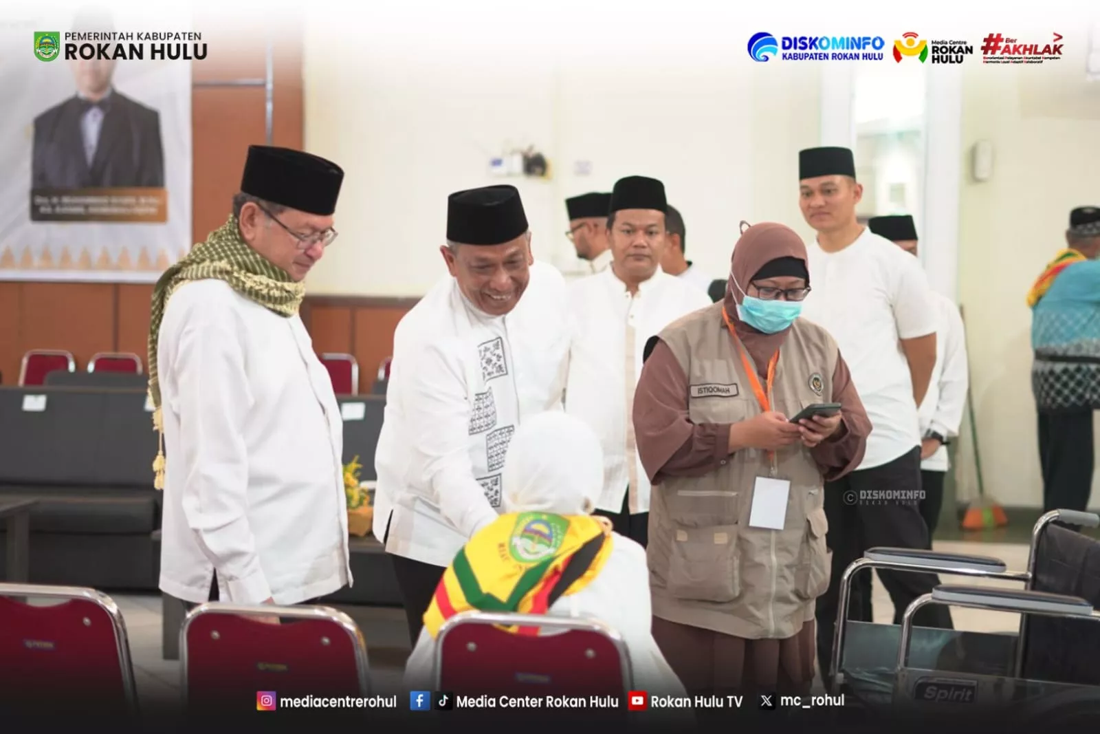 Suasana Penuh Haru Sambut 189 Dhuyufurrahman Rokan Hulu di Batam