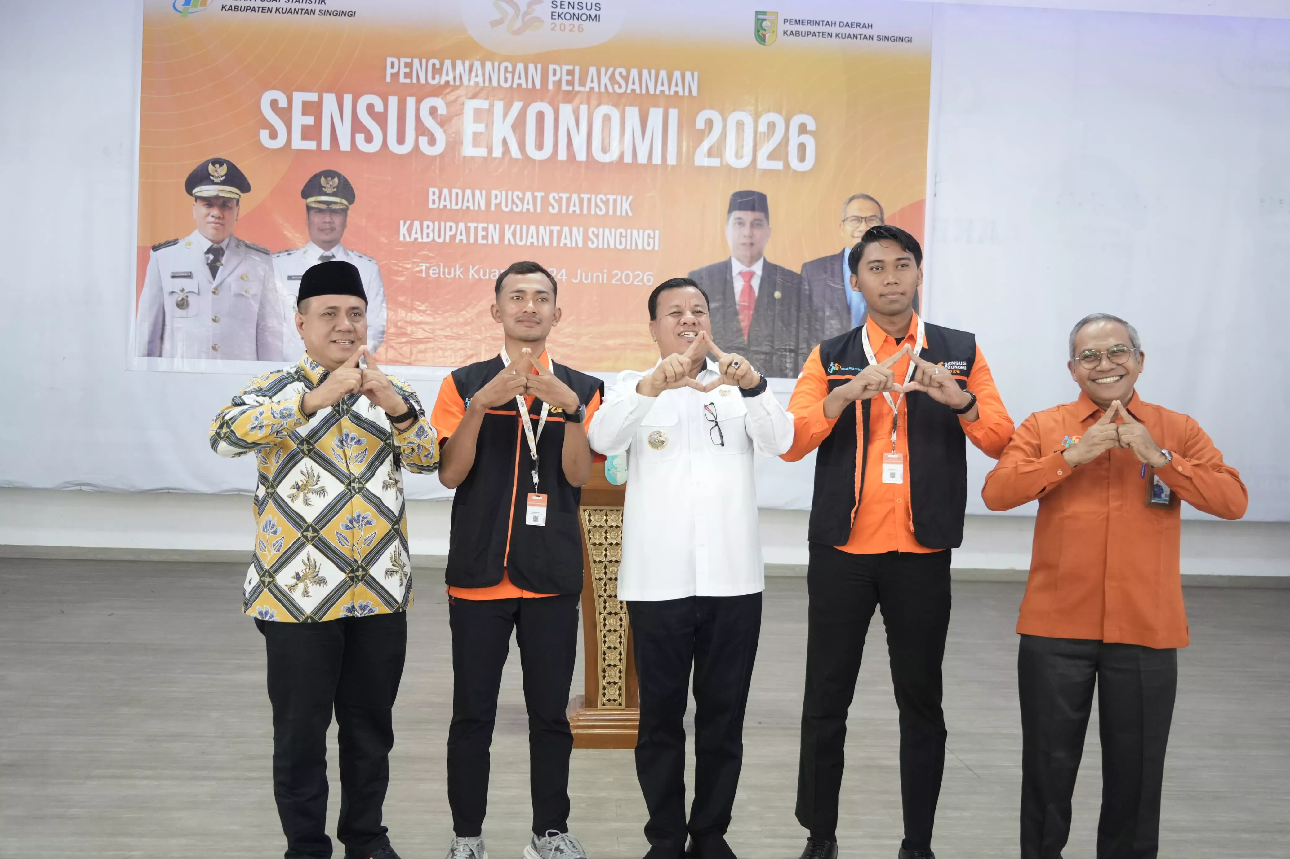 Bupati Kuansing Suhardiman Mengapresiasi Dedikasi Dan Kerja Keras 339 Petugas Sensus Ekonomi 2026