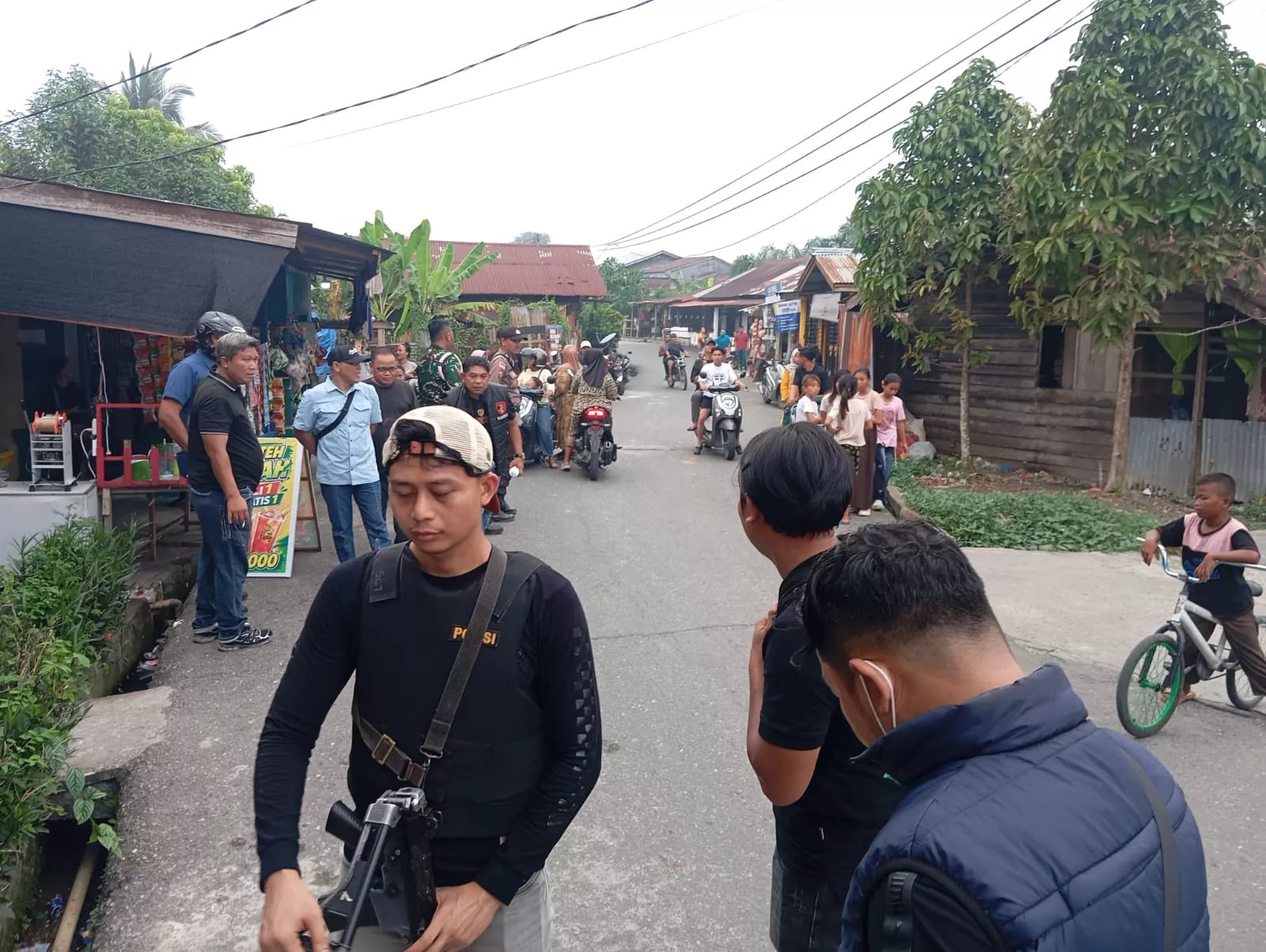 Sinergi Gabungan TNI-Polri Sisir Daerah Rawan Narkoba di Bangko, 5 Warga Positif Sabu Diamankan